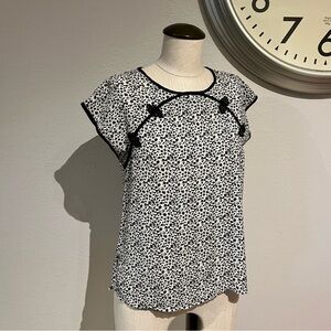 Vintage Black and White Patterned Blouse